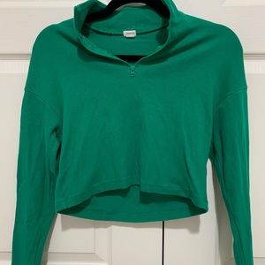 2 for 20 💖 Women’s Green Quarter Zip Crop Top